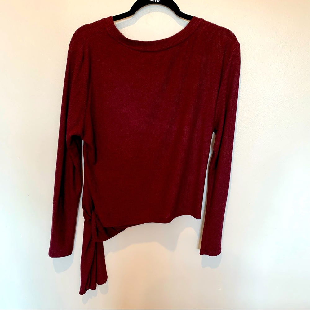 Astr The Label Rich Burgundy Asymmetrical Sweater 
Tee Shirt Size M